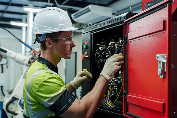 24/7 Emergency Electrical Repair experts in Fruitland, IA